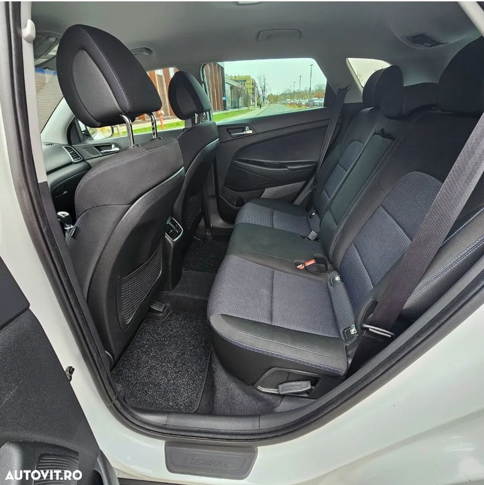 Hyundai Tucson 1.6 GDI 2WD 6MT ISG Comfort - 10