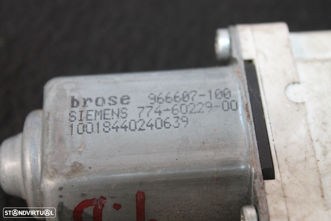 Motor Elevador Vidro Audi A4 de 2003 - 4
