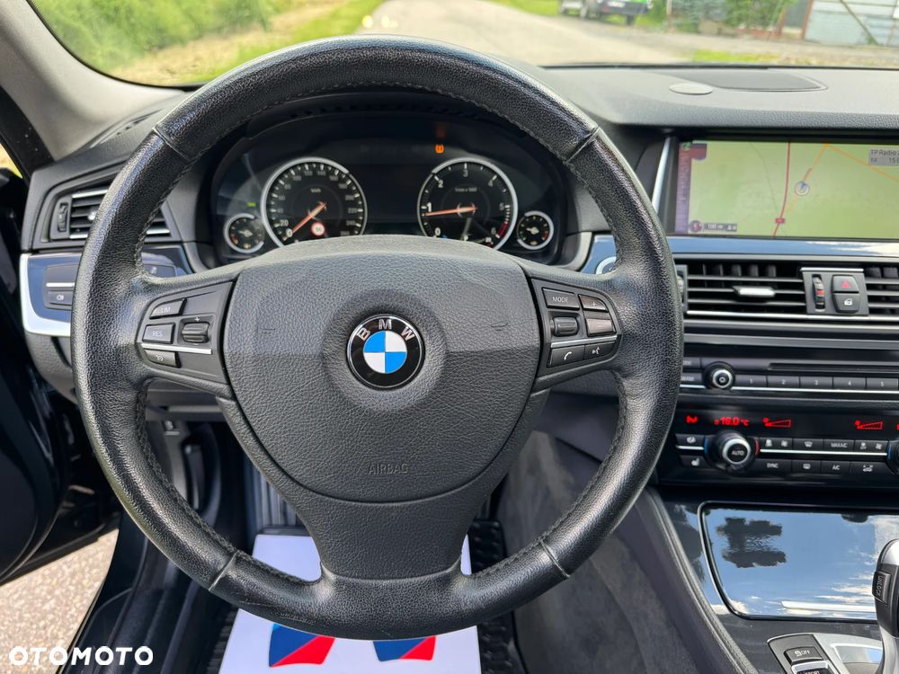 BMW Seria 5 520d Luxury Line - 36