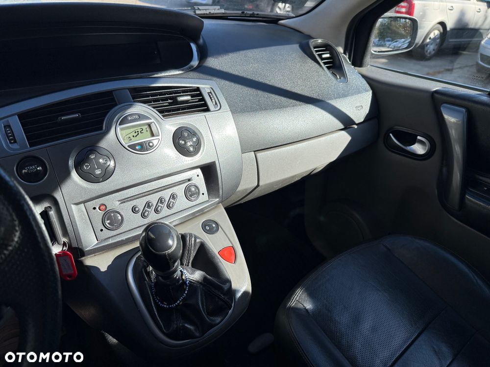 Renault Scenic - 5