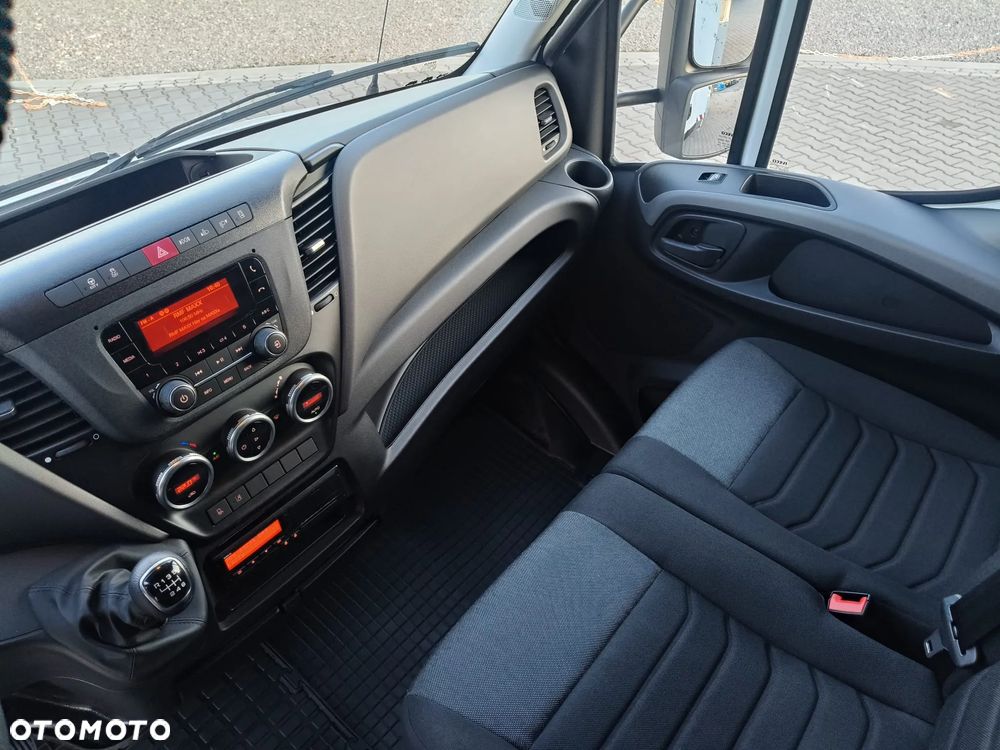 Iveco DAILY 70C18 / SKRZYNIA / FABRYCZNIE NOWE / NA PODUSZKACH / - 33