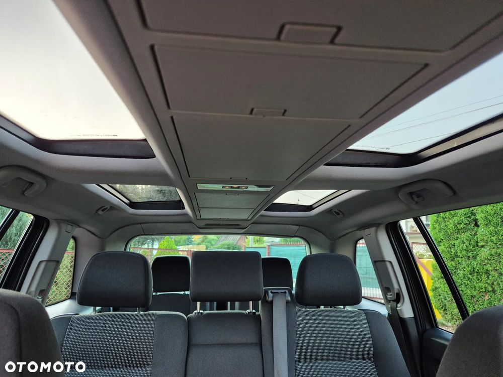 Opel Zafira - 11