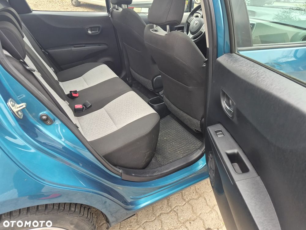 Toyota Yaris 1.33 Prestige - 26