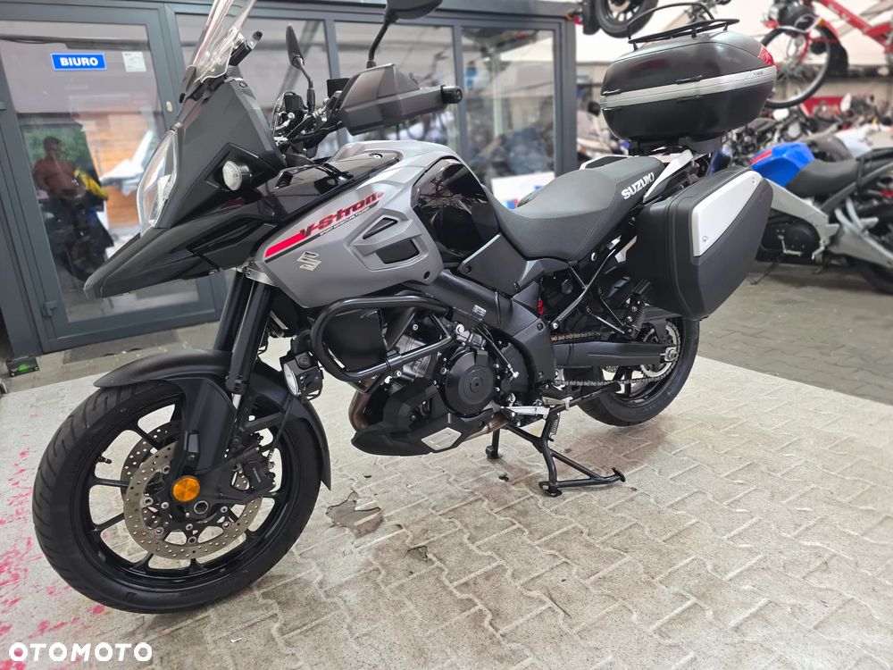 Suzuki DL - 22