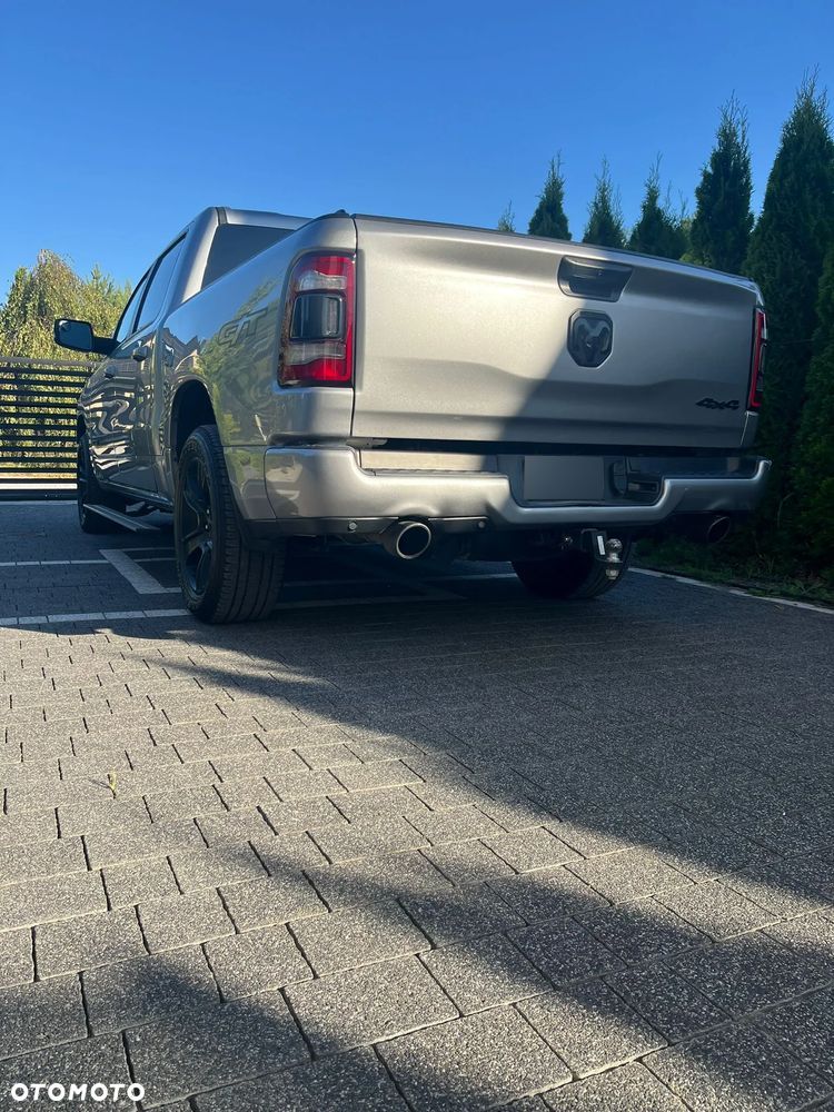 Dodge RAM 1500 5.7 4x4 - 23