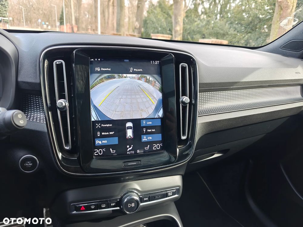 Volvo XC 40 D4 AWD Geartronic R-Design - 27