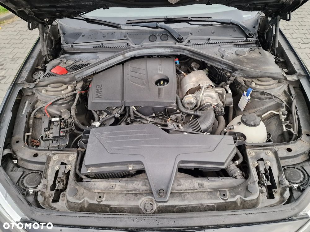 BMW Seria 1 118i - 31