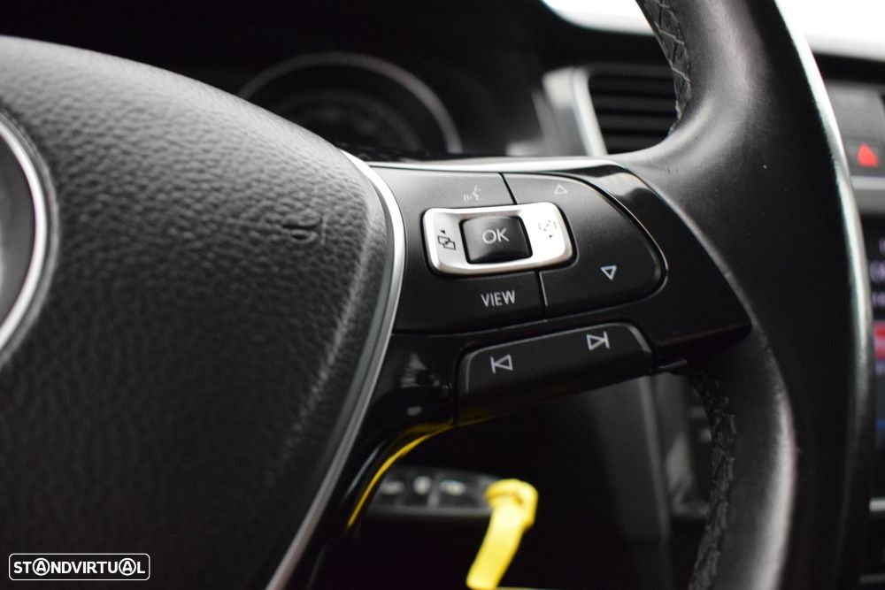 VW Golf Variant 1.6 TDi R-Line DSG - 10