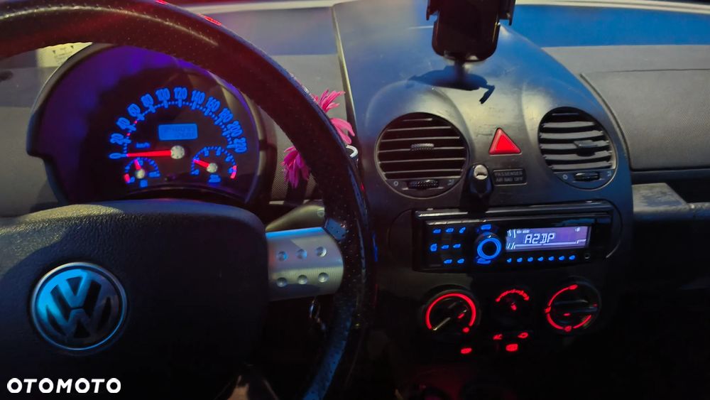 Volkswagen New Beetle 1.9 TDI - 17