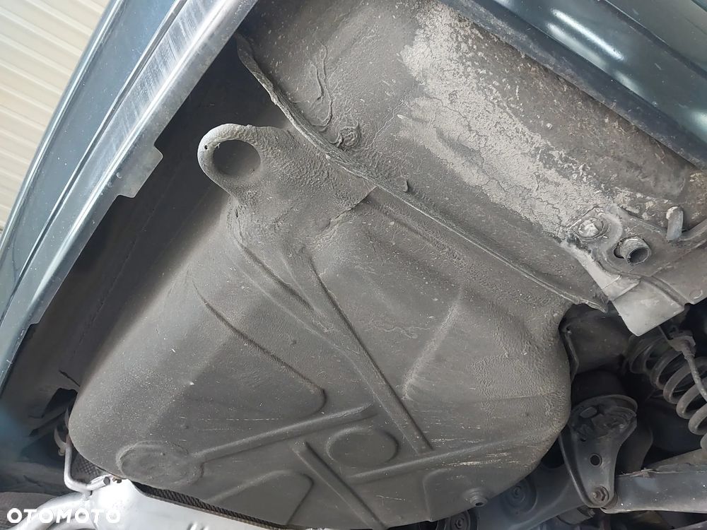 Mercedes-Benz Klasa E - 13