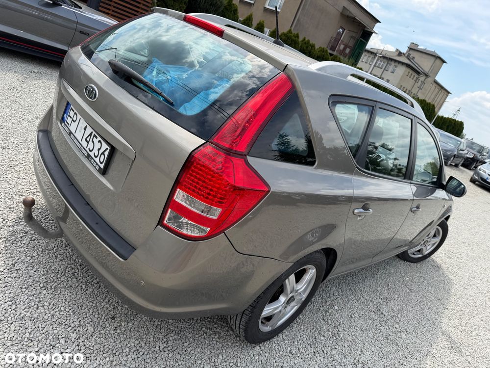 Kia Ceed 1.4 CVVT Attract - 22