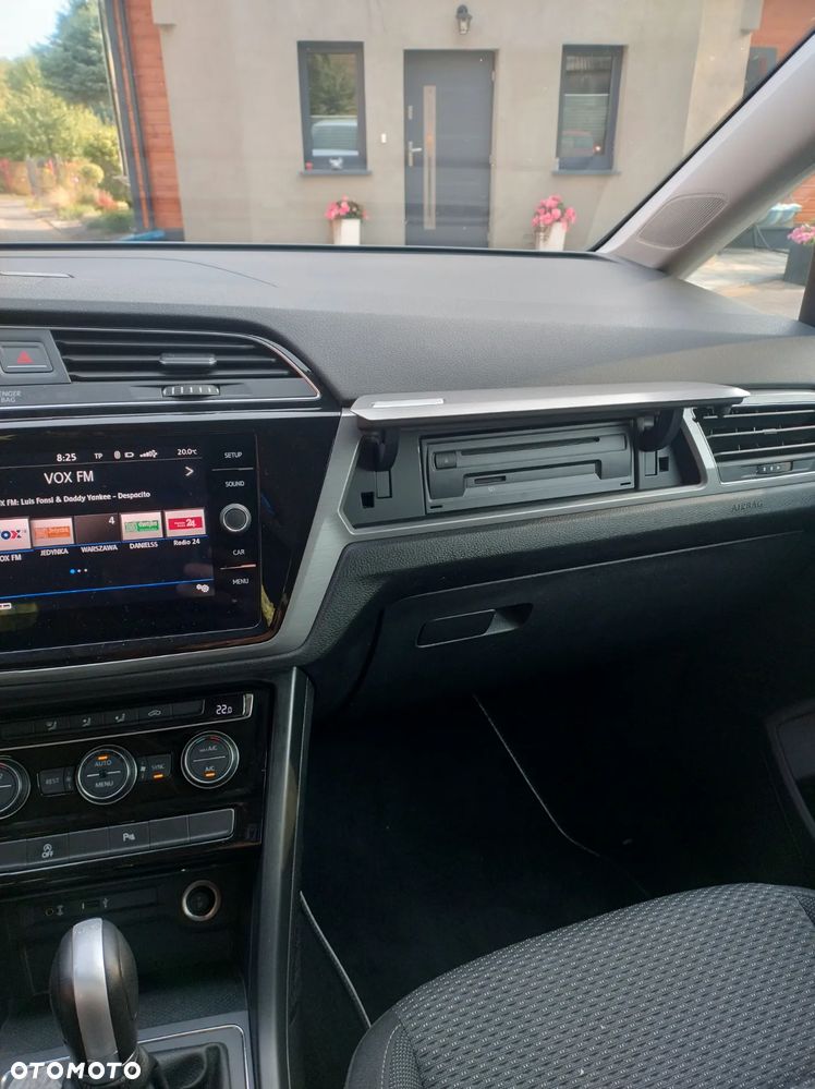 Volkswagen Touran 2.0 TDI SCR (BlueMotion Technology) DSG SOUND - 8