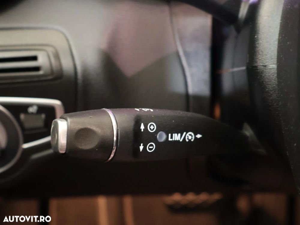 Mercedes-Benz C 180 Coupe 9G-TRONIC - 27