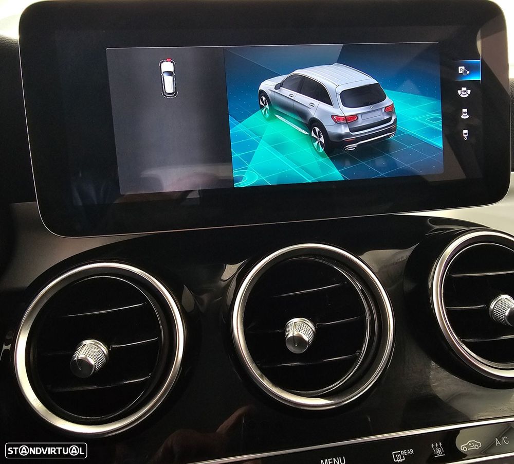 Mercedes-Benz GLC 300 - 15