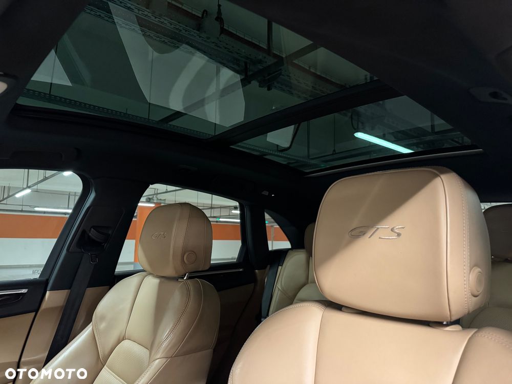 Porsche Macan GTS PDK - 19