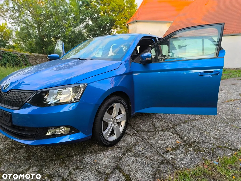 Skoda Fabia 1.0 MPI Cool Plus - 36