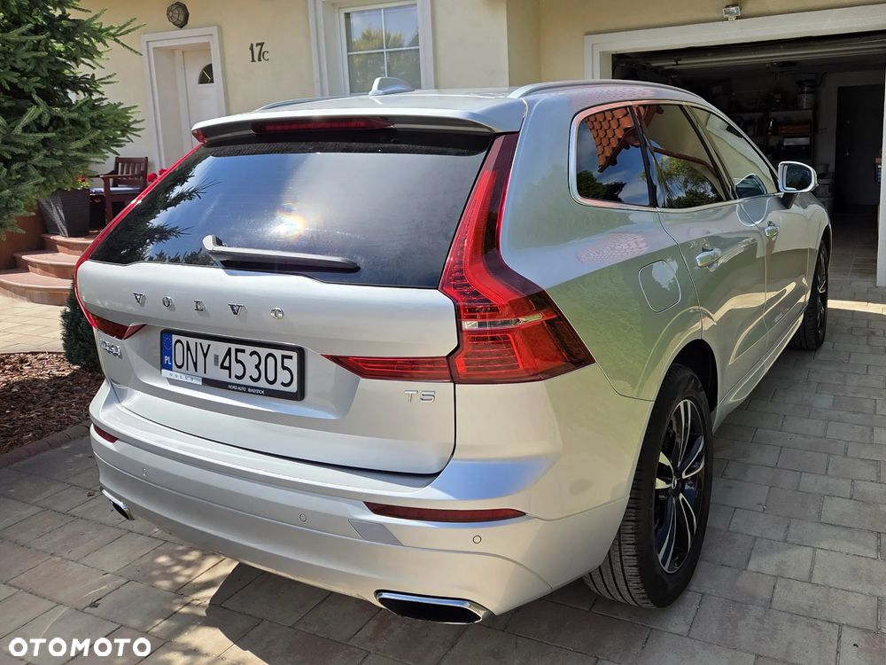 Volvo XC 60 T5 Momentum - 3