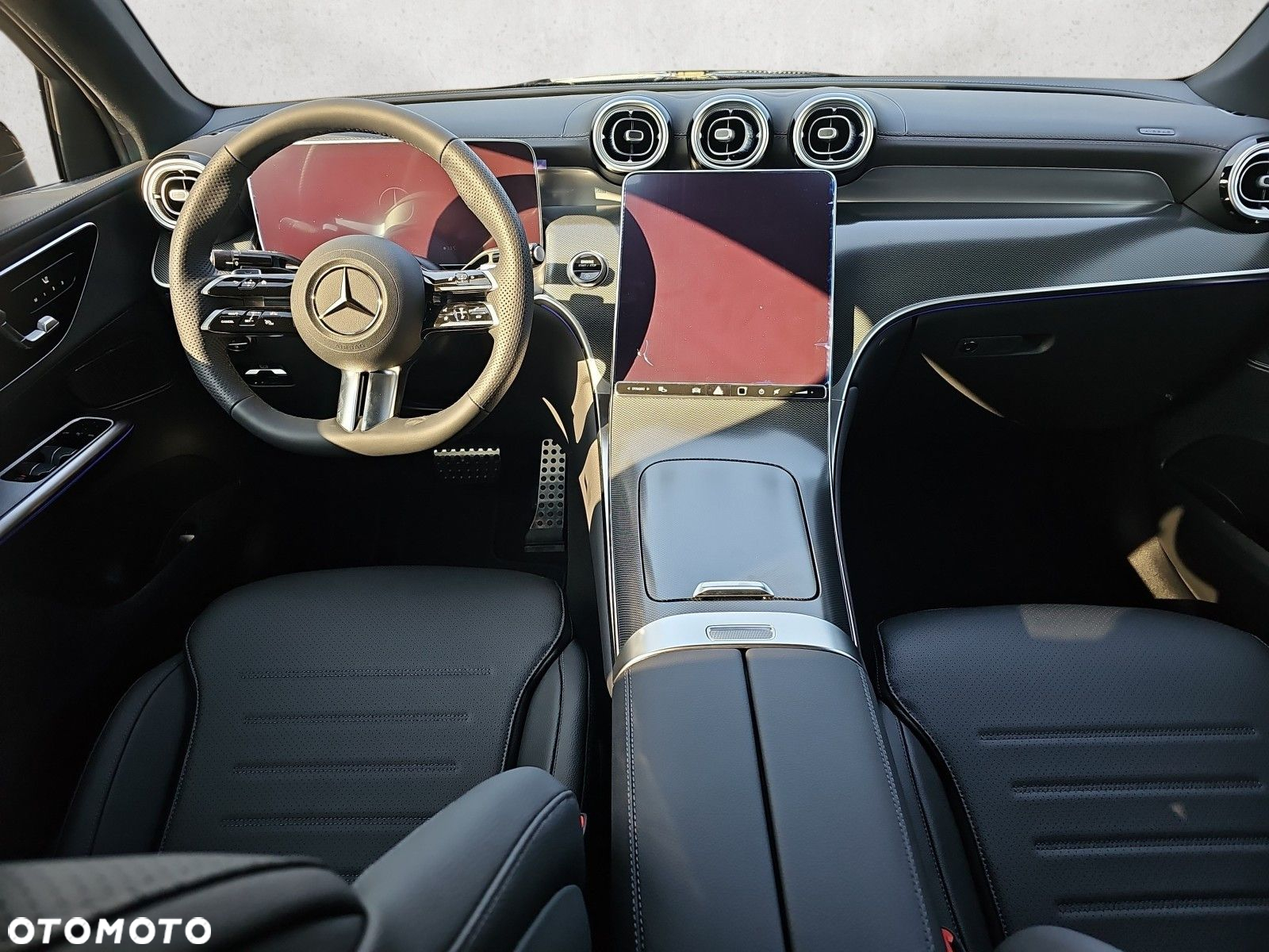 Mercedes-Benz GLC - 13