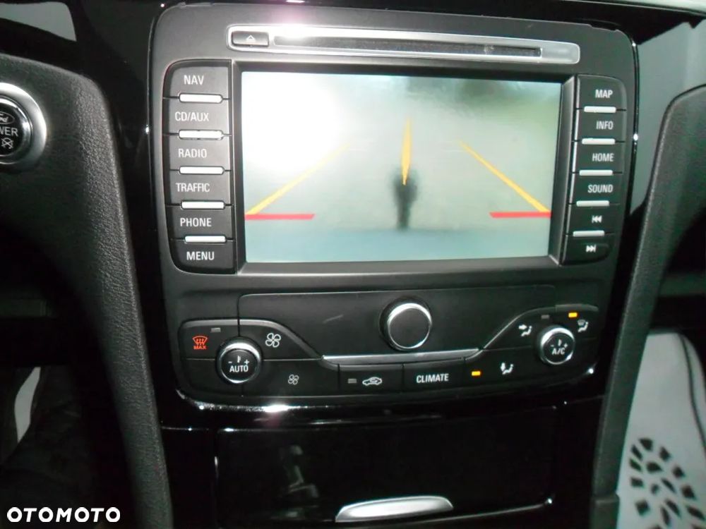 Ford Galaxy 1.6 EcoBoost Titanium - 29