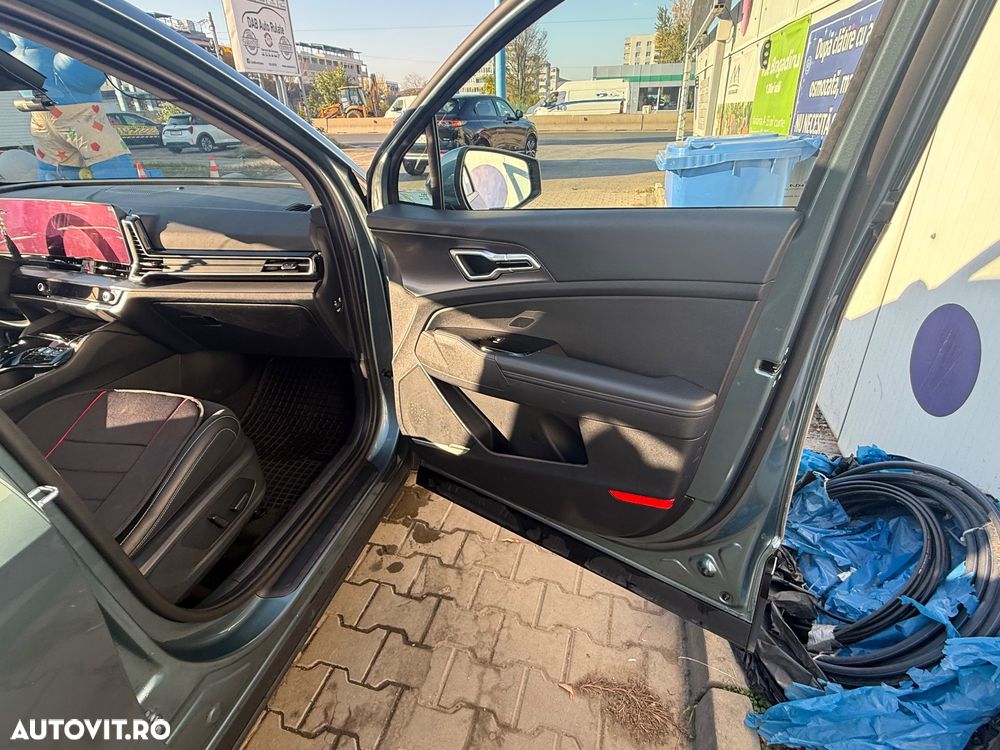 Kia Sportage 1.6 T-GDI 7DCT HP 4x2 MHEV Style - 16