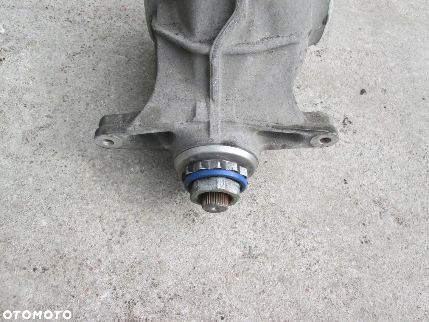 BMW F10 F11 520D MOST TYLNY DYFER DYFERENCJAŁ 3.38 - 7