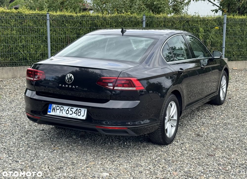 Volkswagen Passat 2.0 TSI Business DSG - 31