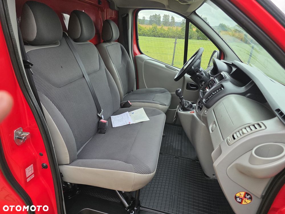 Opel Vivaro - 16