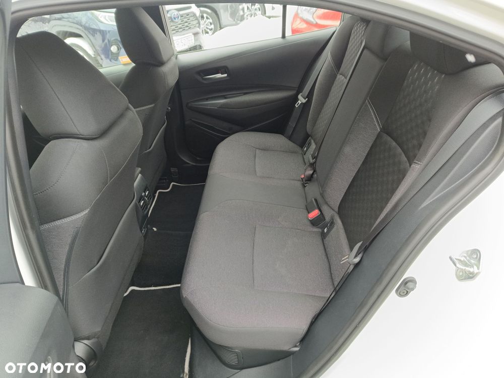 Toyota Corolla 1.8 Hybrid Comfort - 23