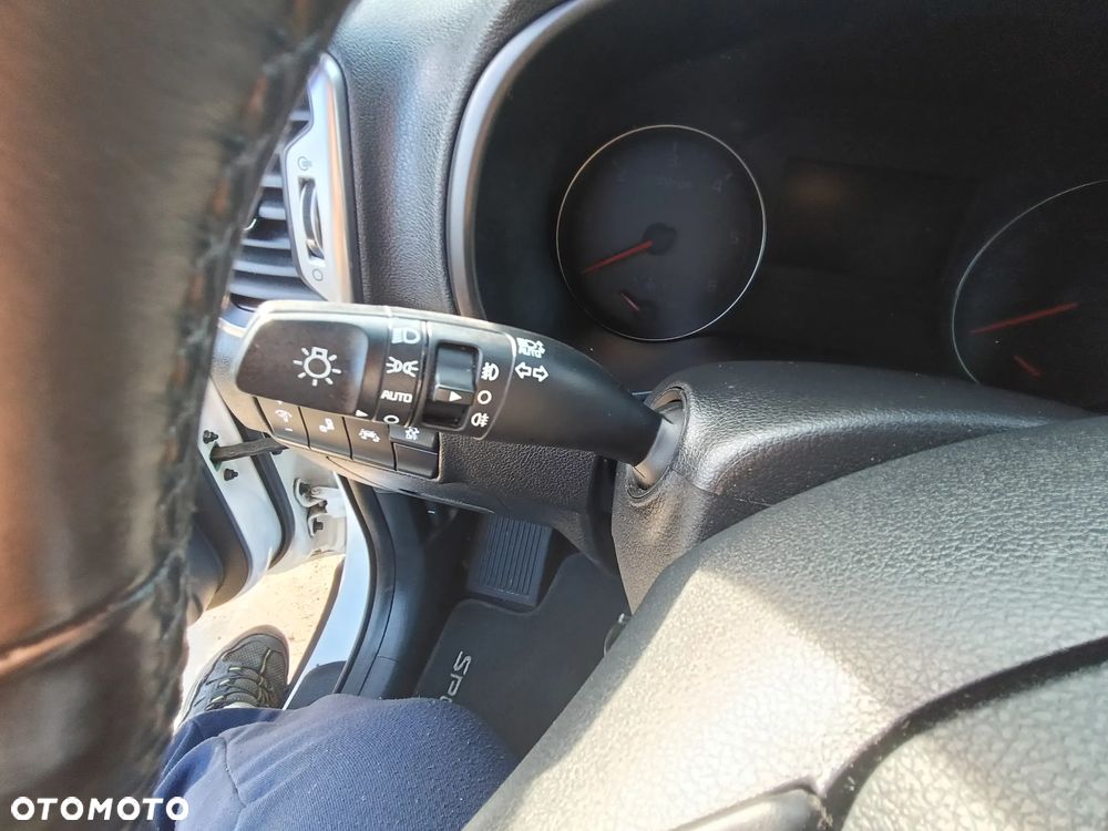 Kia Sportage 2.0 CRDI L - 15