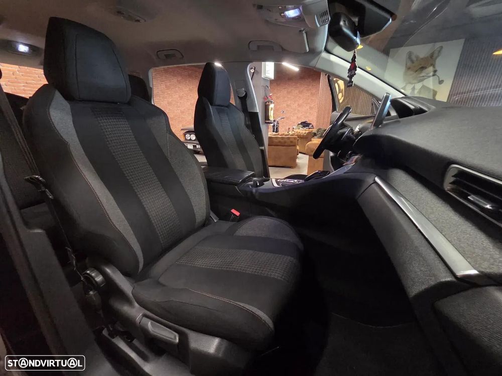 Peugeot 5008 BlueHDI 120 EAT6 Active - 13