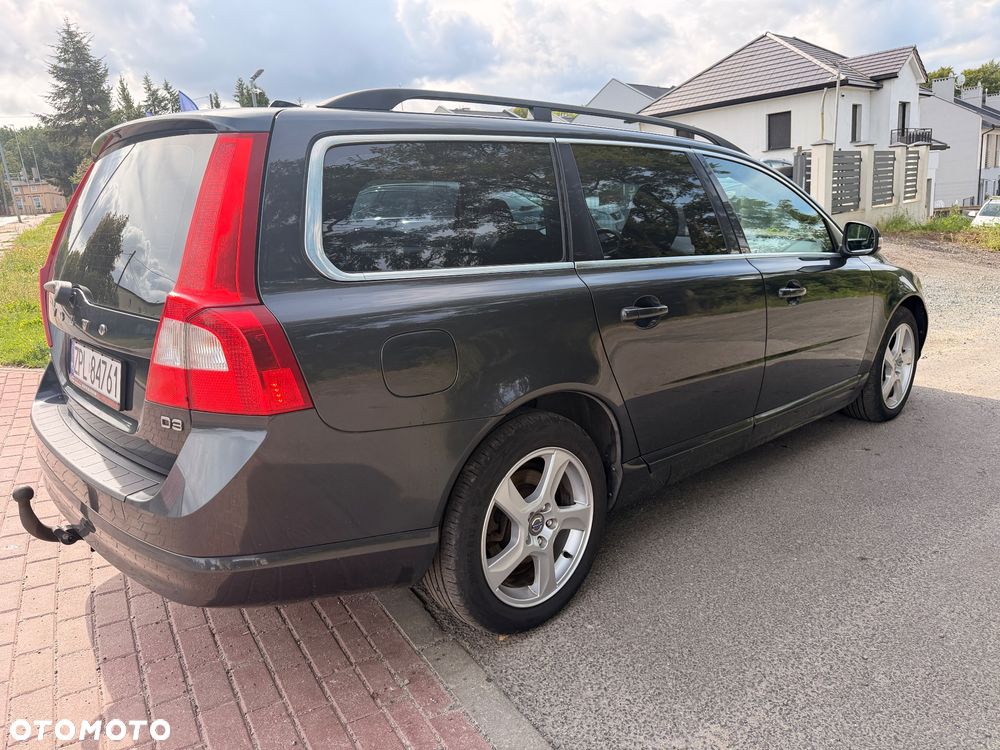 Volvo V70 D3 Geartronic Kinetic - 8