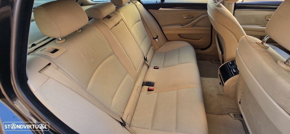 BMW 520 d Touring Aut. Modern Line - 27