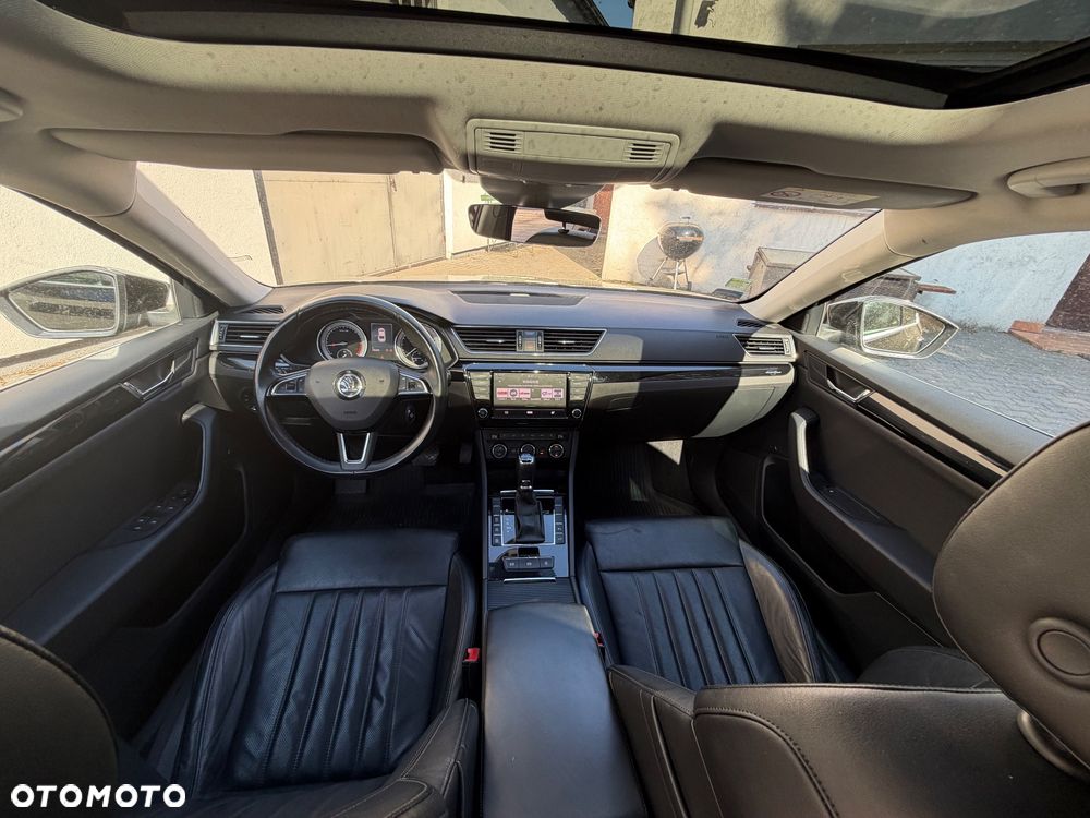 Skoda Superb 2.0 TDI L&K DSG - 14