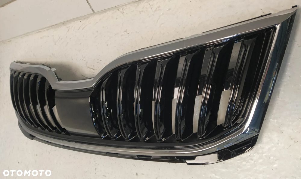 SKODA OCTAVIA III LIFT GRILL ATRAPA CHŁODNICY ORYGINAŁ - 4