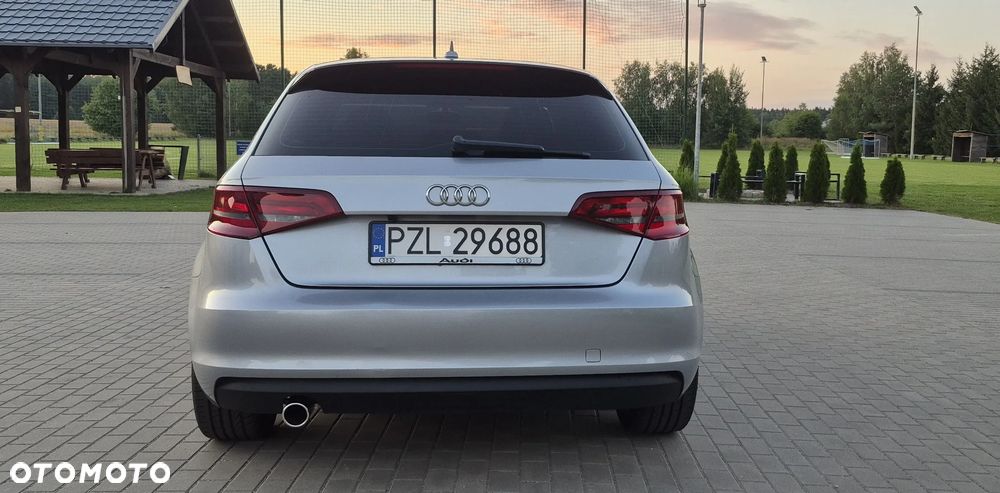 Audi A3 Sportback 1.6 TDI (clean diesel) Attraction - 3