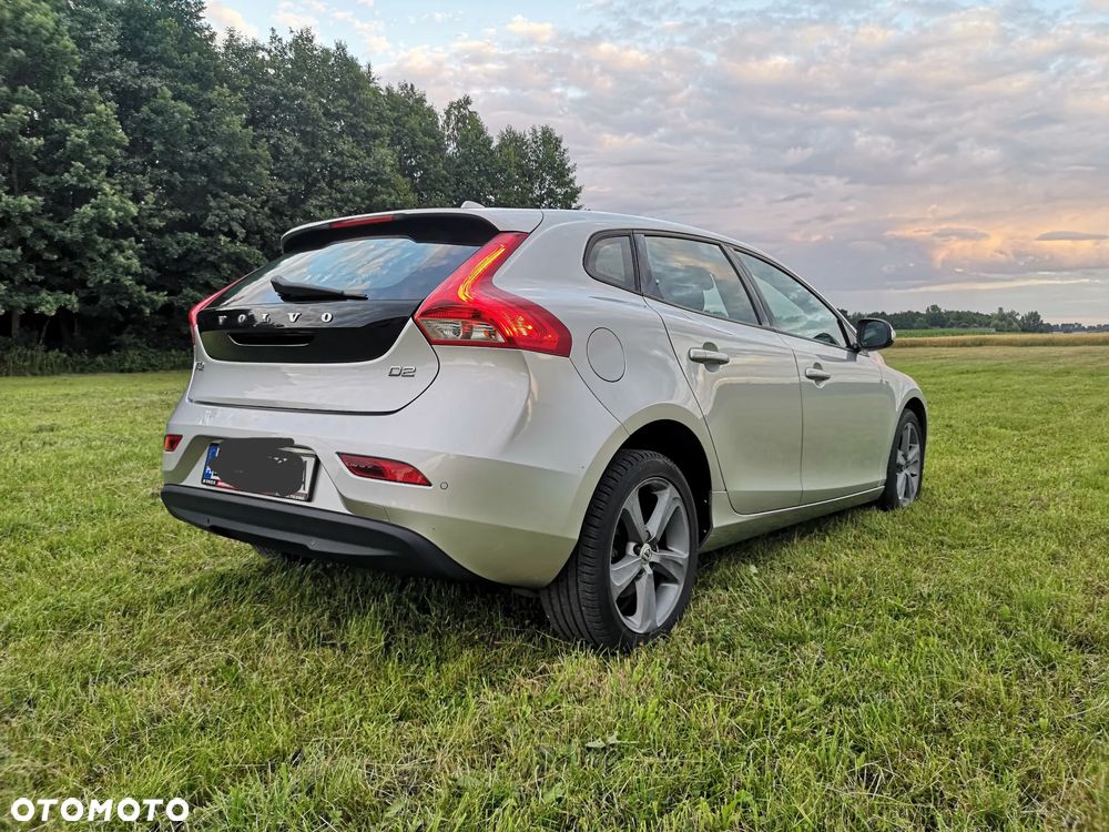Volvo V40 D2 Kinetic - 4