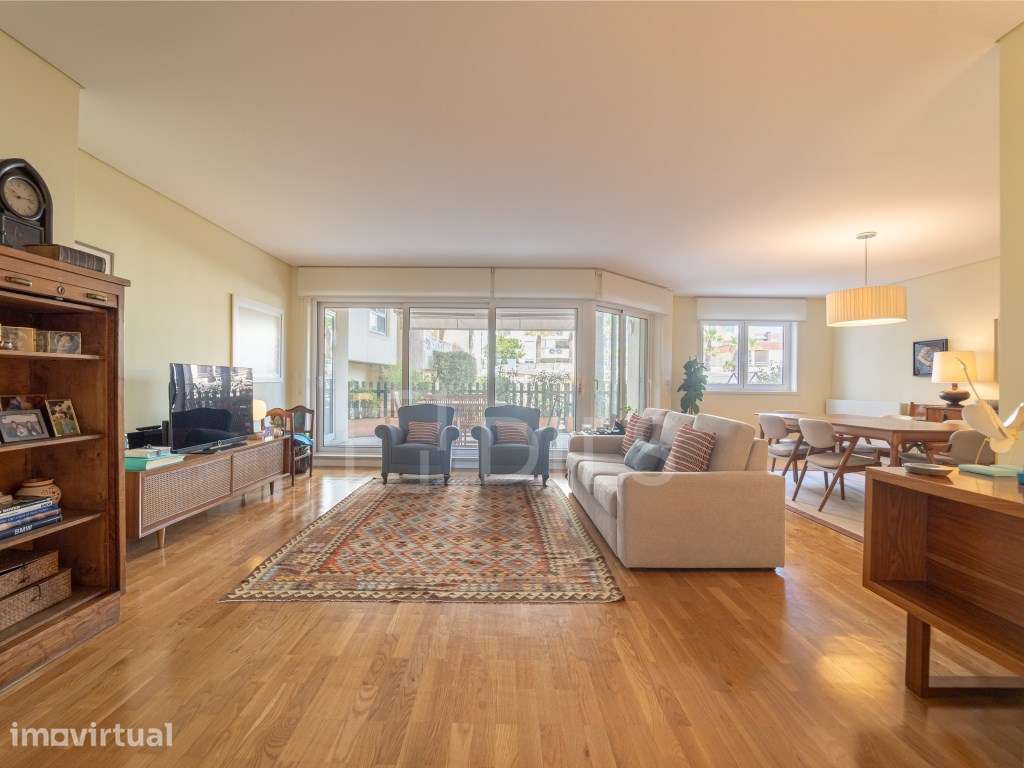 Apartamento T4+1 com Vista Mar e Terraço nos Pinhais da Foz - Grande imagem: 2/45