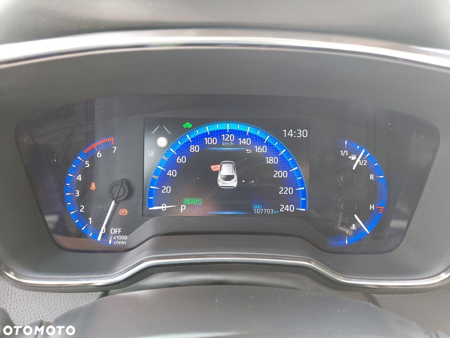 Toyota Corolla 1.8 Hybrid Comfort - 10