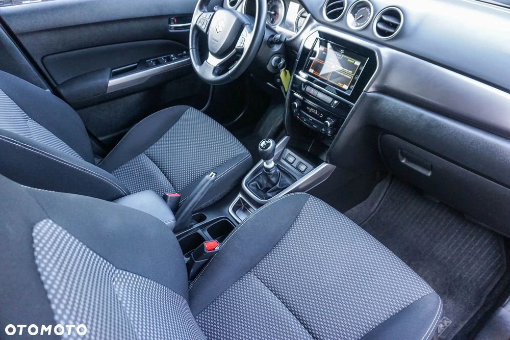 Suzuki Vitara - 31