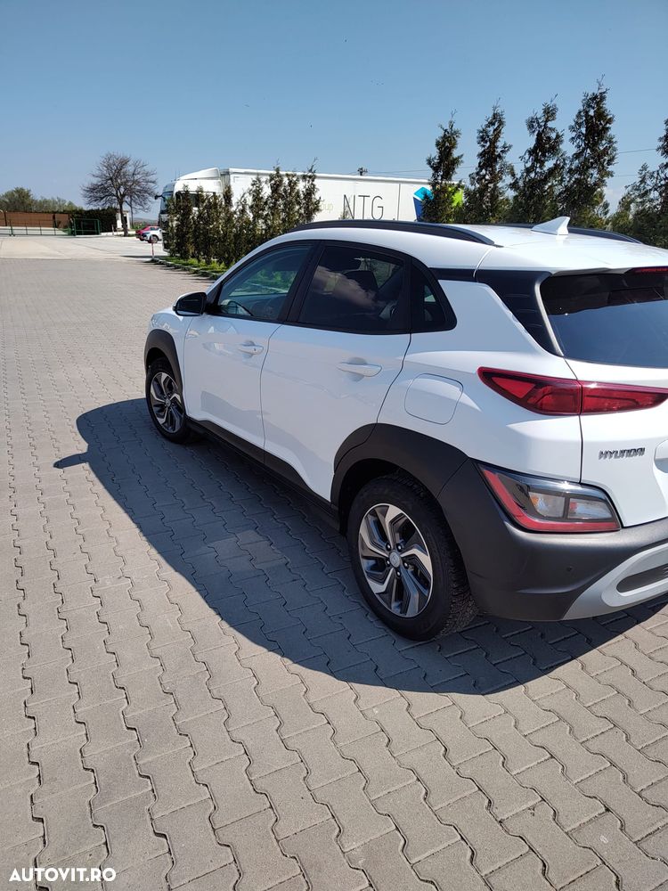 Hyundai KONA - 9