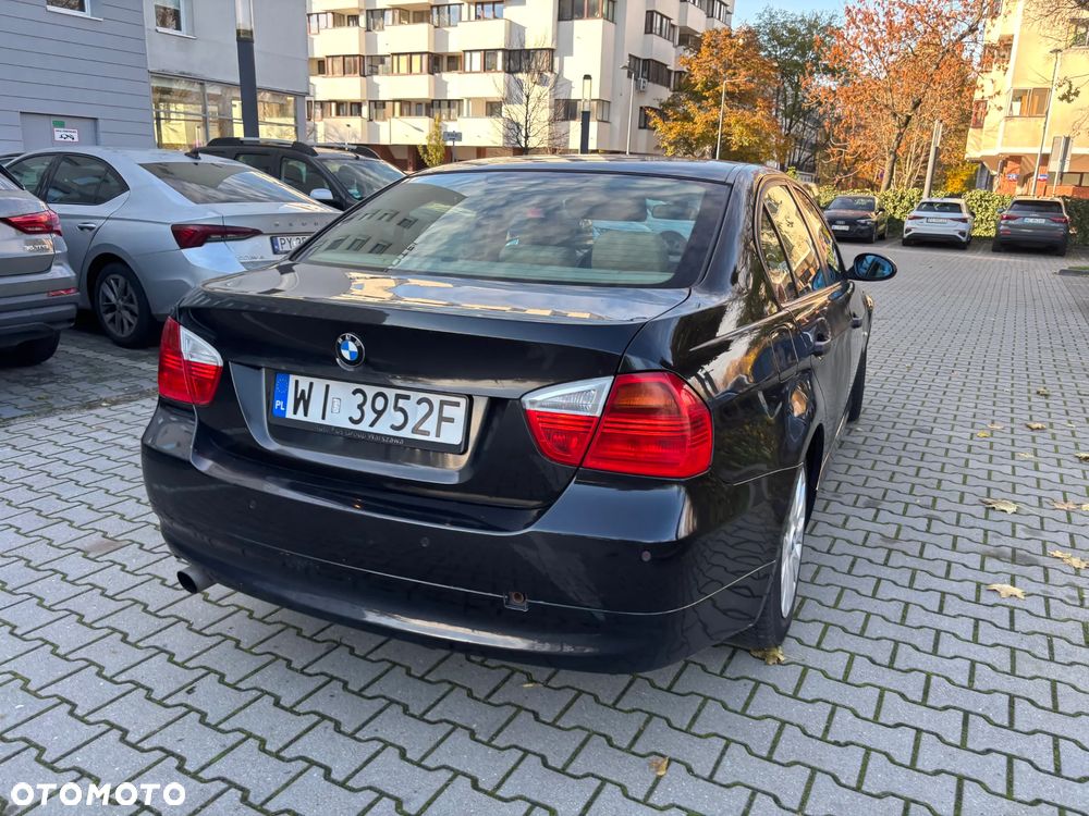 BMW Seria 3 320i - 14