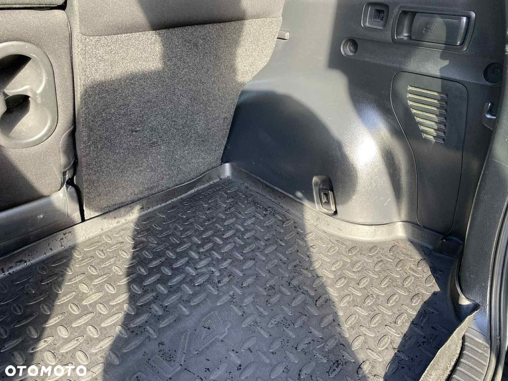 Toyota RAV4 - 7