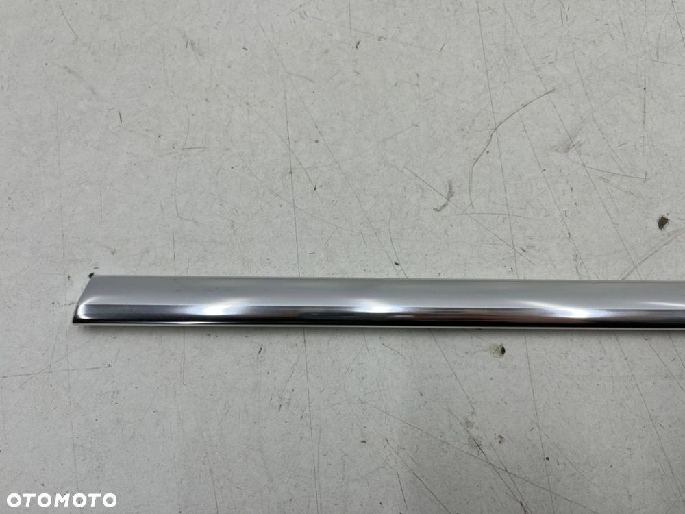 Listwa Skoda Octavia 3 III 5e sedan 12-20r. NOWY lewy tylny chrom ozdobny uszczelki drzwi - 2