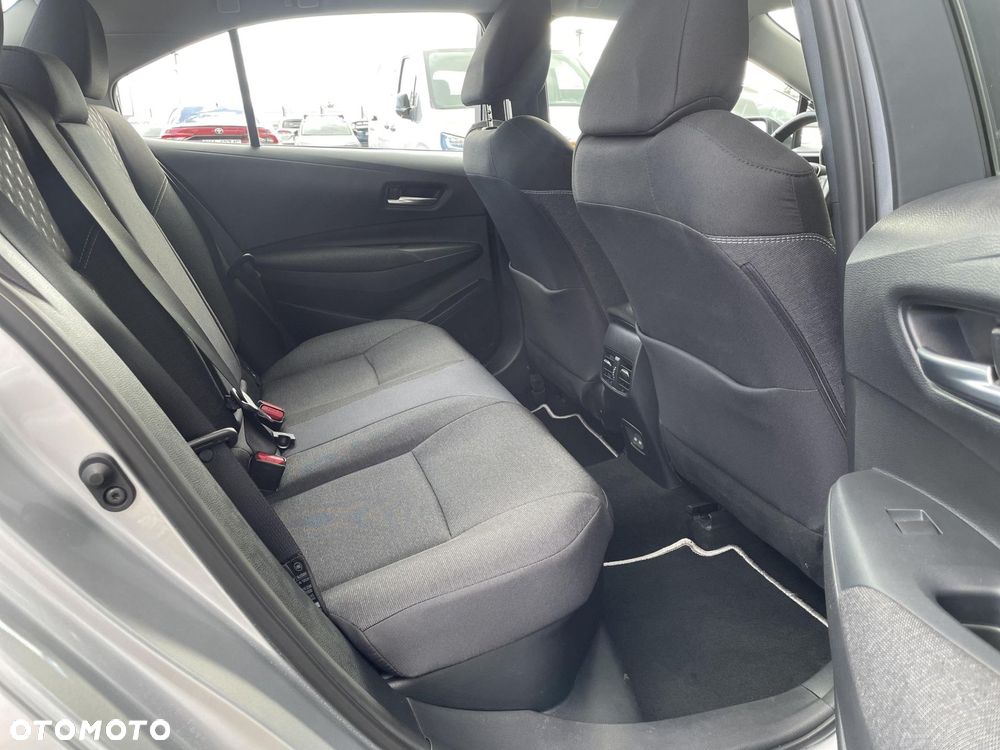 Toyota Corolla 1.8 Hybrid Comfort - 12