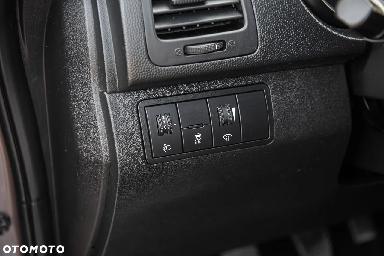 Hyundai ix20 - 17