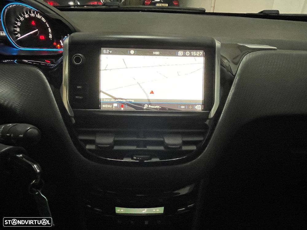 Peugeot 2008 PureTech 130 Stop&Start Allure - 24