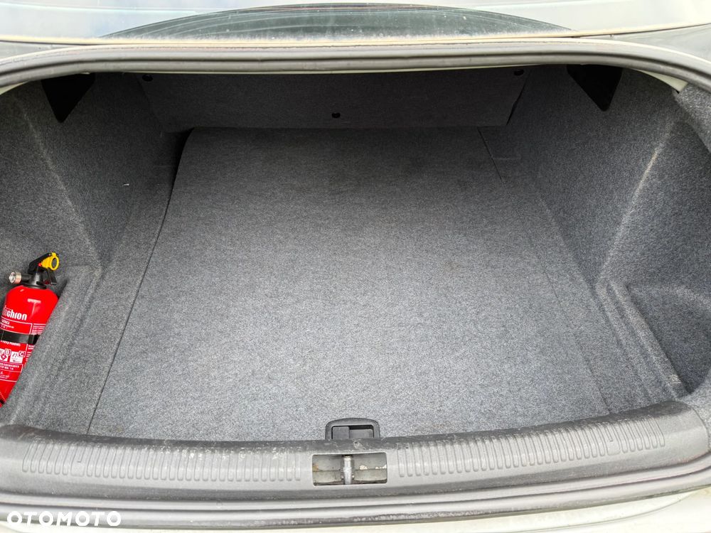 Audi A4 Limousine - 24