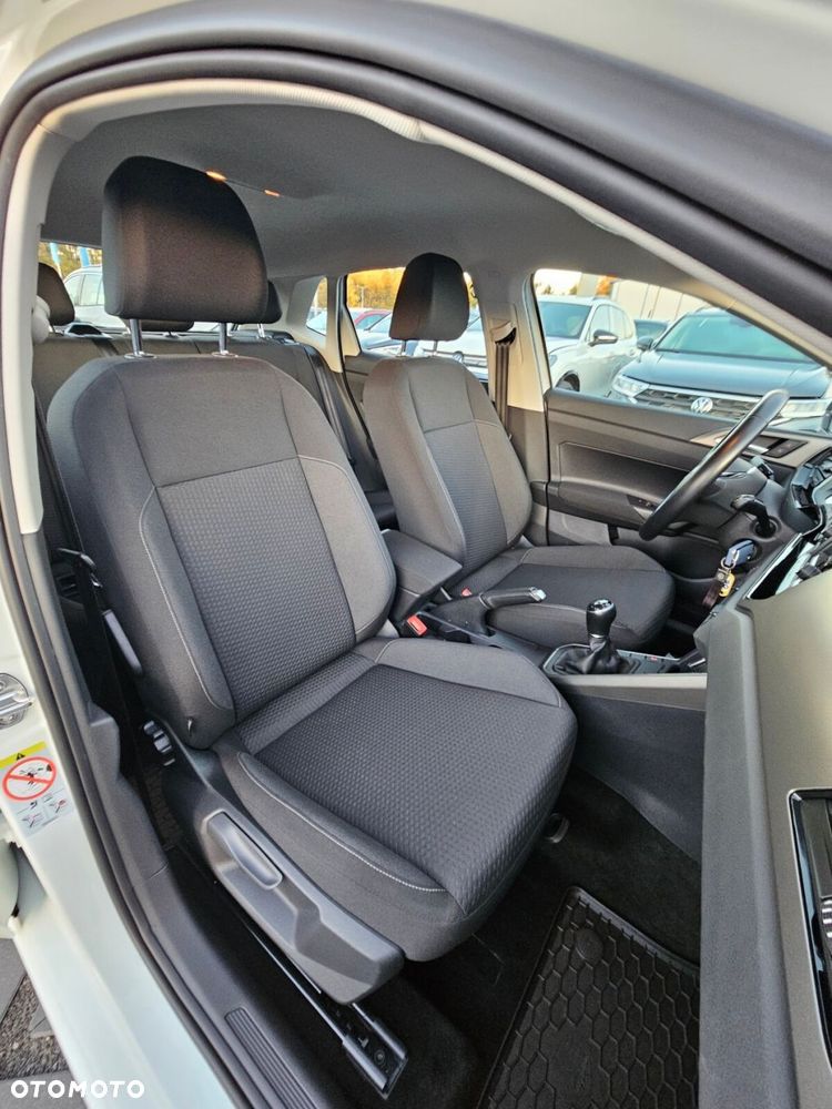 Volkswagen Polo 1.0 TSI Comfortline - 27