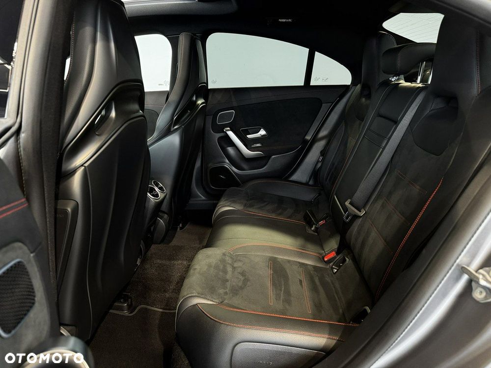 Mercedes-Benz CLA - 17