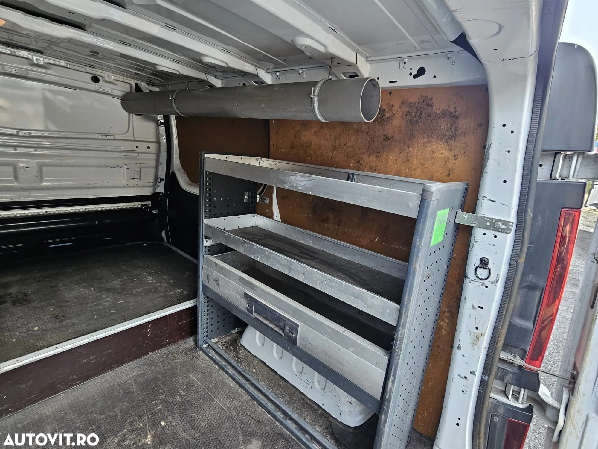 Opel Vivaro - 16